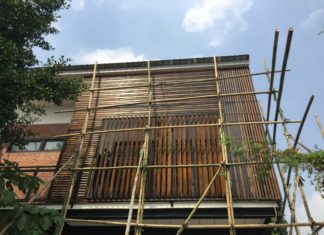 เปลี่ยนบ้านไม้เก่าให้ดูใหม่ โดย ช่างทาสี กิ่งแก้ว ช่างทาสี กิ่งแก้ว 5