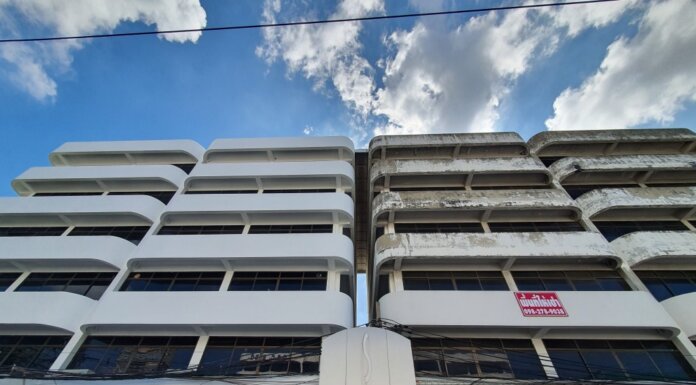 รับเหมาทาสีอาคาร ทาสีแล้วจำตึกเดิมไม่ได้เลย รับเหมาทาสีอาคาร 5