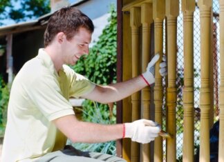 สีย้อมไม้ TOA ดีที่สุด จริงหรือไม่ ? สีย้อมไม้ TOA