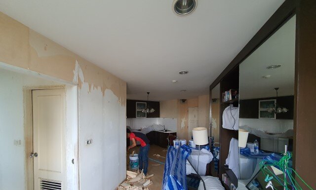 ลอกวอลเปเปอร์ ทาสีคอนโด ราคาเท่าไรถึงเหมาะสม