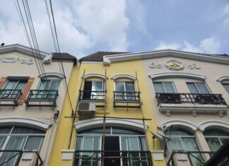 ทาสี ทาวน์โฮม ทาเสร็จข้างบ้านถึงกับต้องถามหา !! ทาสี ทาวน์โฮม 3