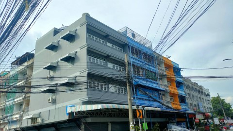 น้ำซึมเข้าผนัง