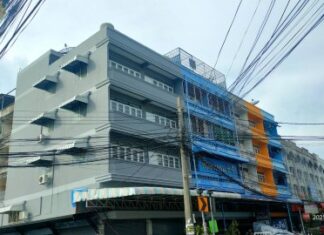 วิธีการแก้ไข น้ำซึมเข้าผนัง จัดการแบบนี้สิ น้ำซึมเข้าผนัง