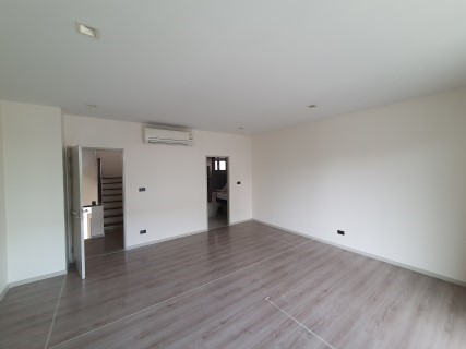 ลอกวอลเปเปอร์ ทาสีใหม่ ราคา 4