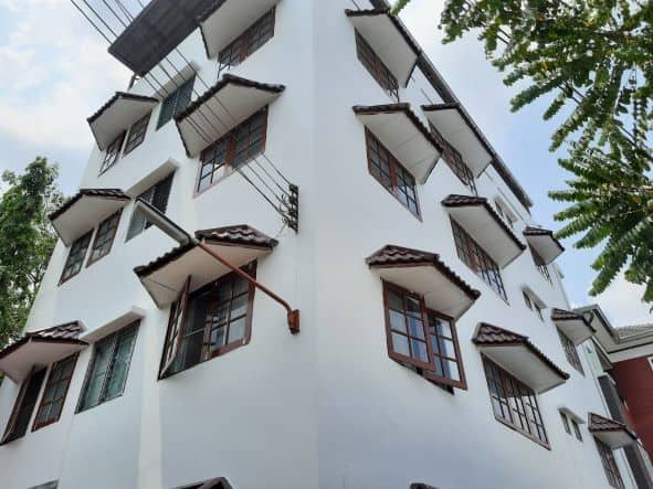 ทาสีตึกเก่า