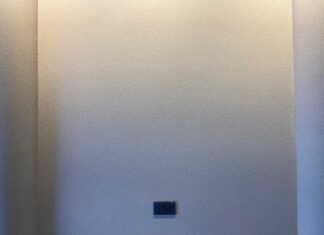 ผนังบิ้วอิน ตกแต่งด้วย Sandstone texture จระเข้ !!